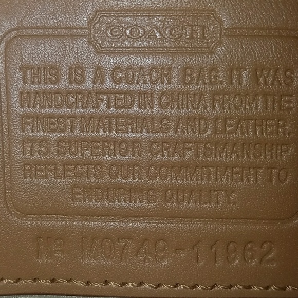 Authentic Coach purse - Picture 5 of 8
